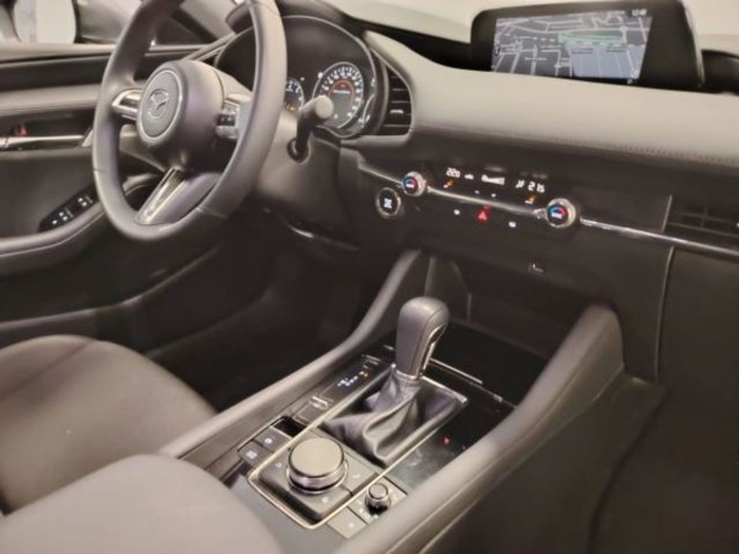 Mazda Mazda 3 2.0 e-SKYACTIV-G Zenith AT 89 kW (122 CV)