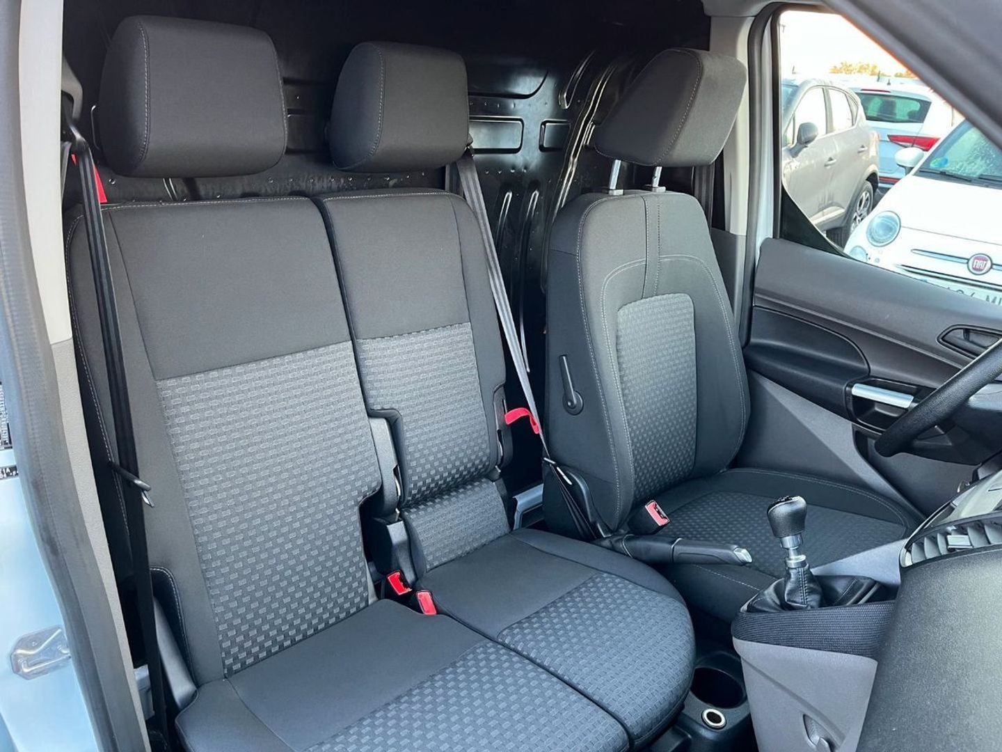 Ford Transit Connect Furgon 1.5 TDCi Trend 210 L2 74 kW (100 CV)