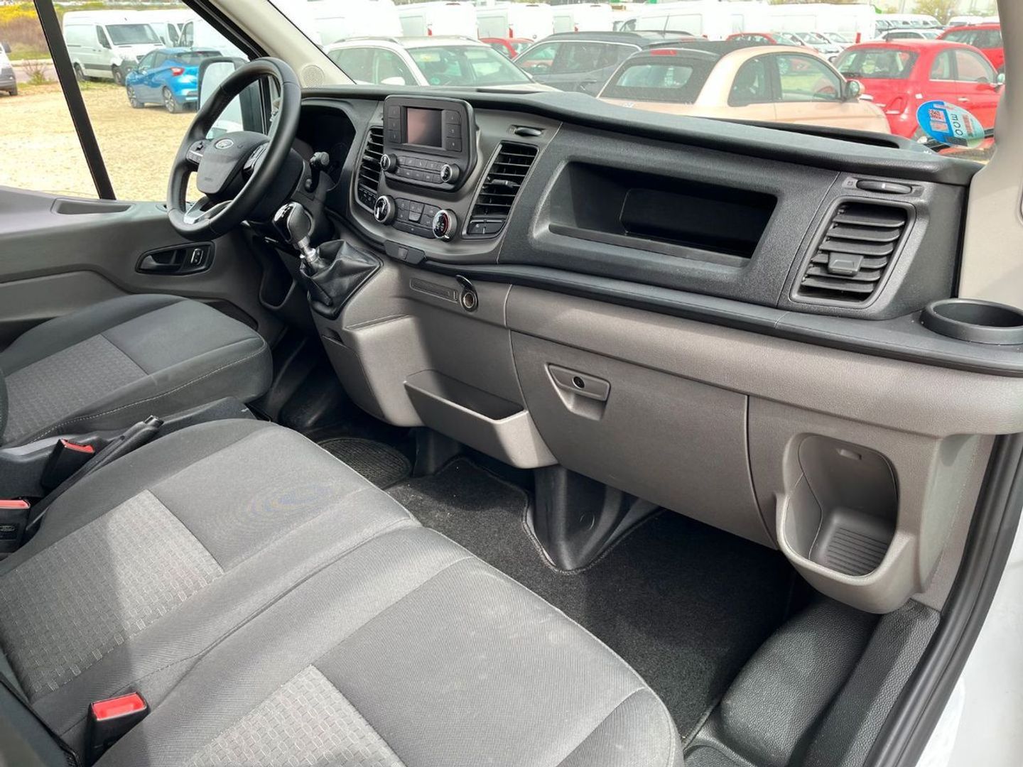 Ford Transit Furgon 350 L2H2 Trend FWD 96 kW (130 CV)