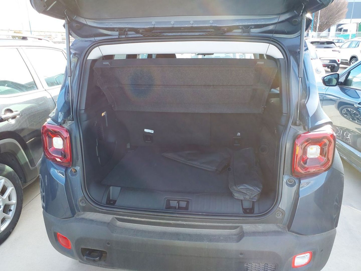 Jeep Renegade 1.3 PHEV Trailhawk AWD AT 177 kW (240 CV)