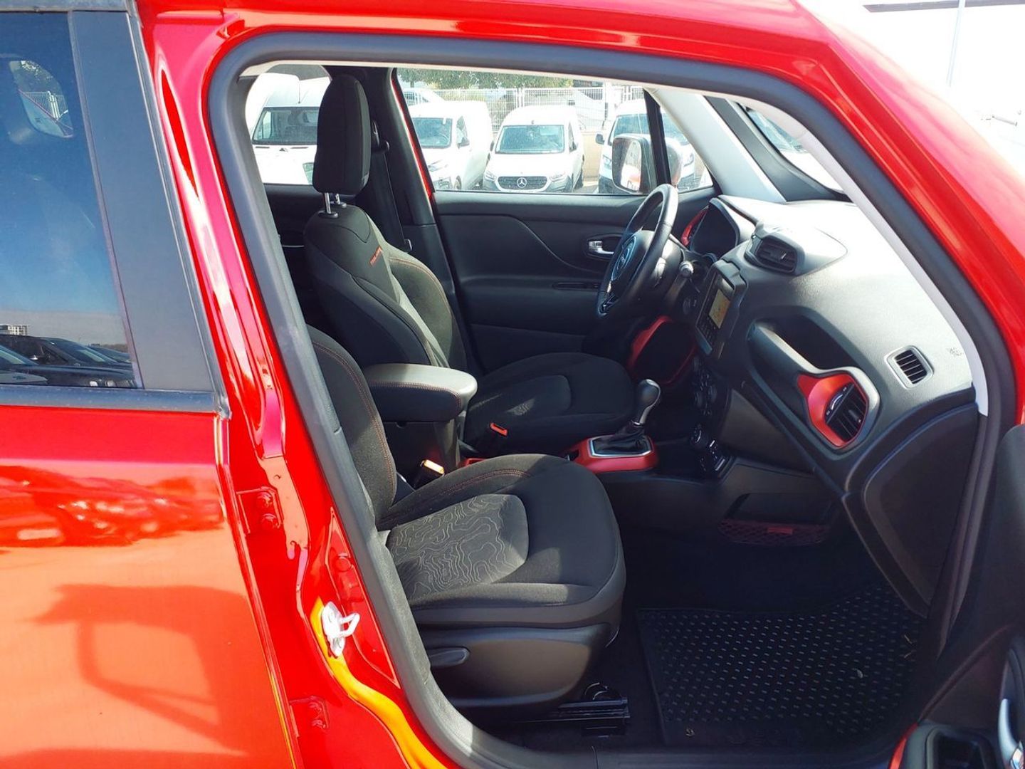 Jeep Renegade 1.3 PHEV Trailhawk AWD AT 177 kW (240 CV)