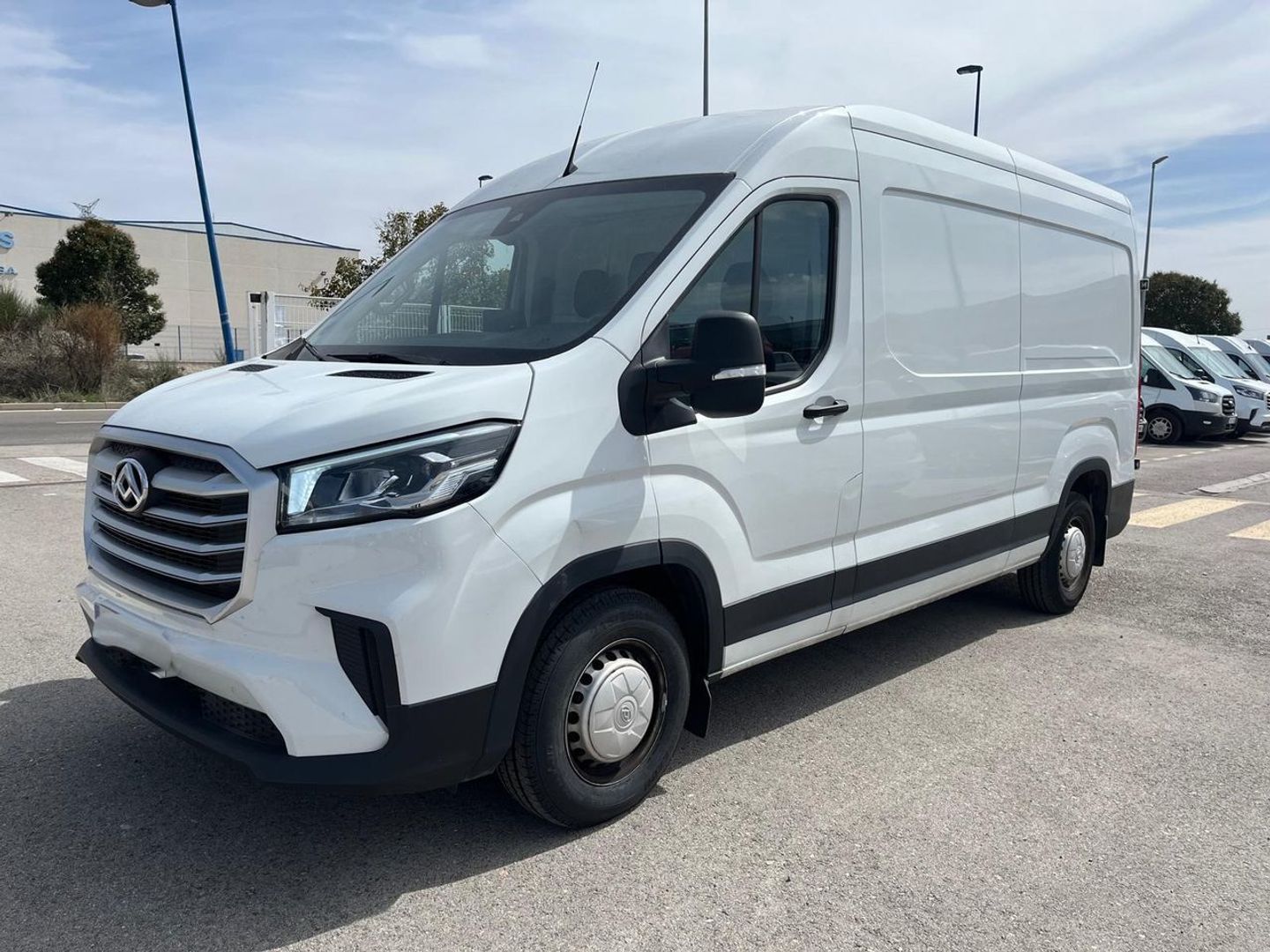 MAXUS Deliver 9 Furgón 2.0D L3H2 110 kW (150 CV)