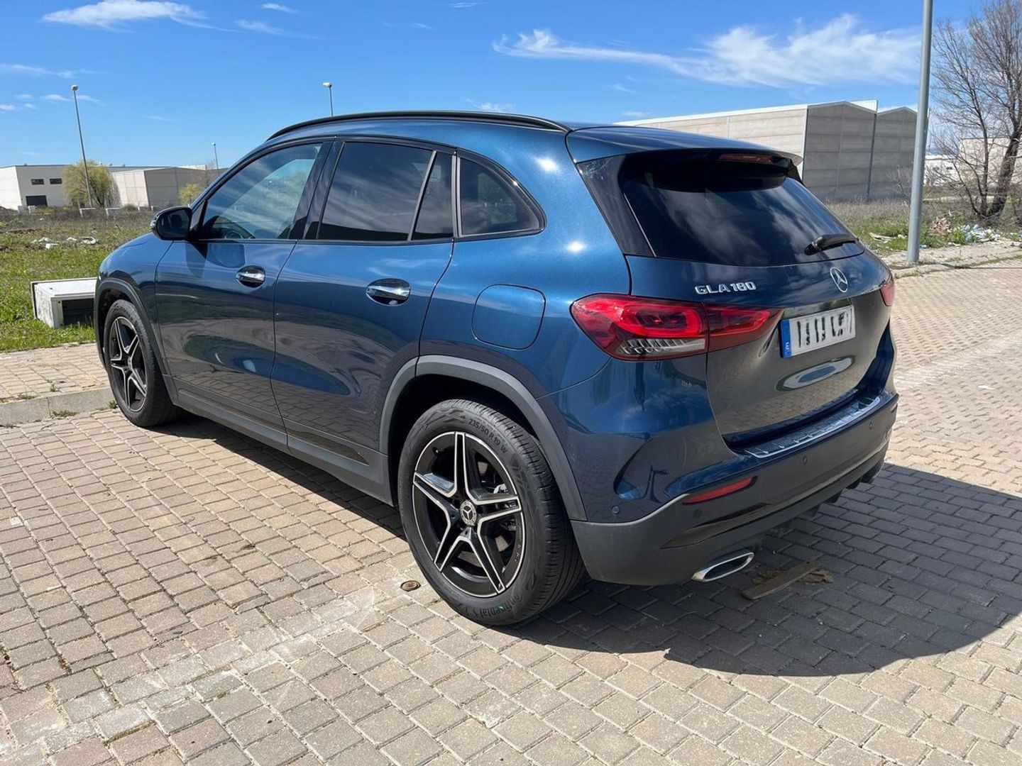 Mercedes-Benz GLA 180 100 kW (136 CV)