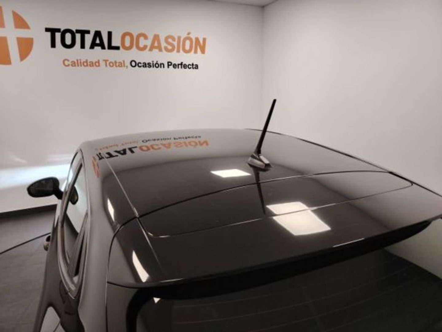 Mitsubishi Colt 100T Motion 67 kW (90 CV)