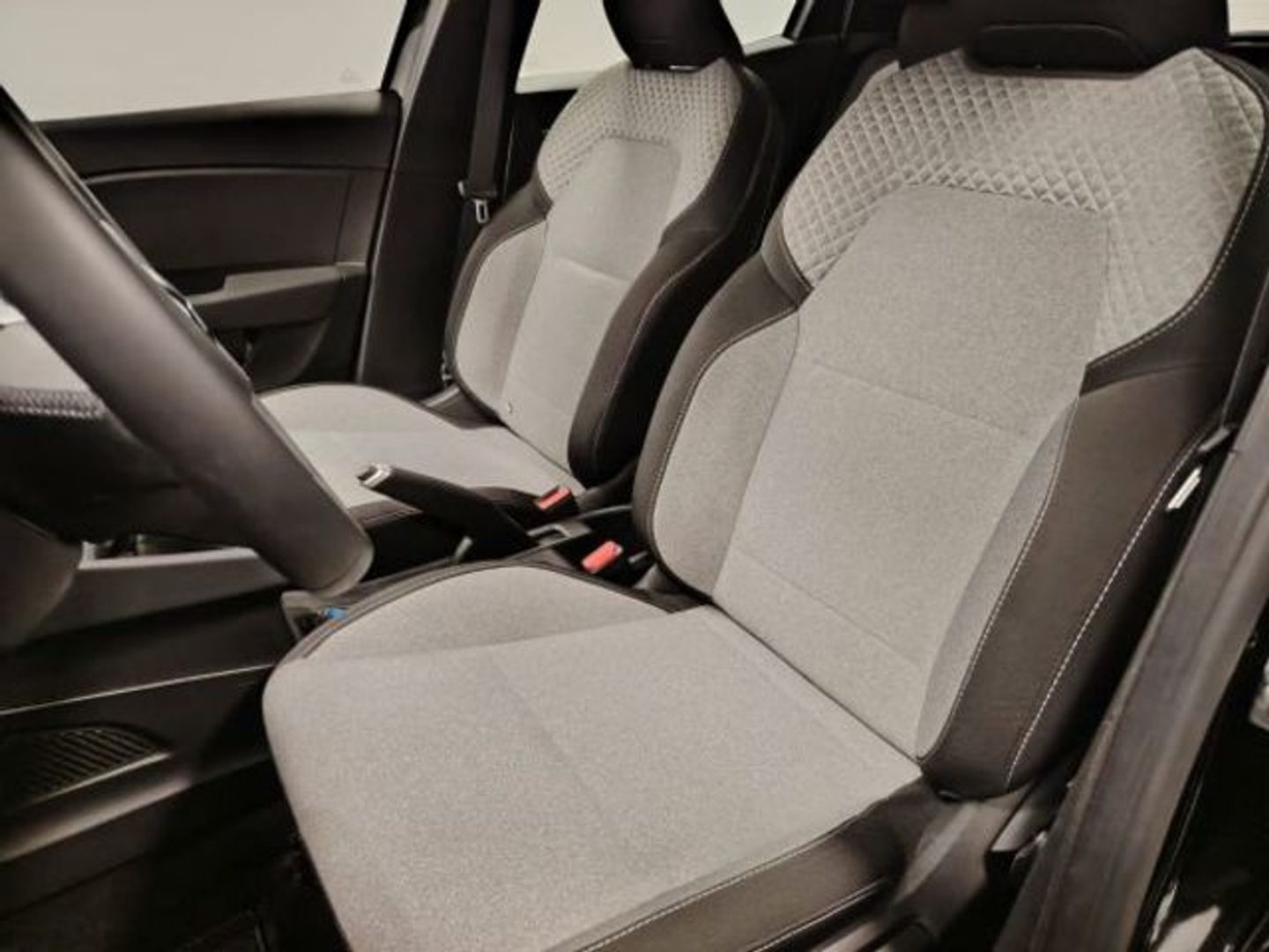 Mitsubishi Colt 100T Motion 67 kW (90 CV)