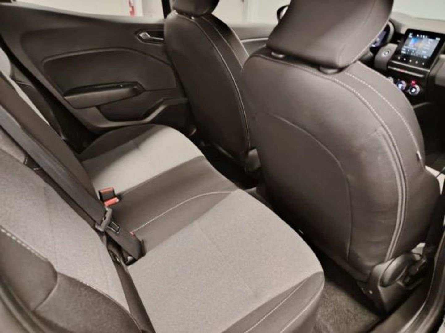Mitsubishi Colt 100T Motion 67 kW (90 CV)