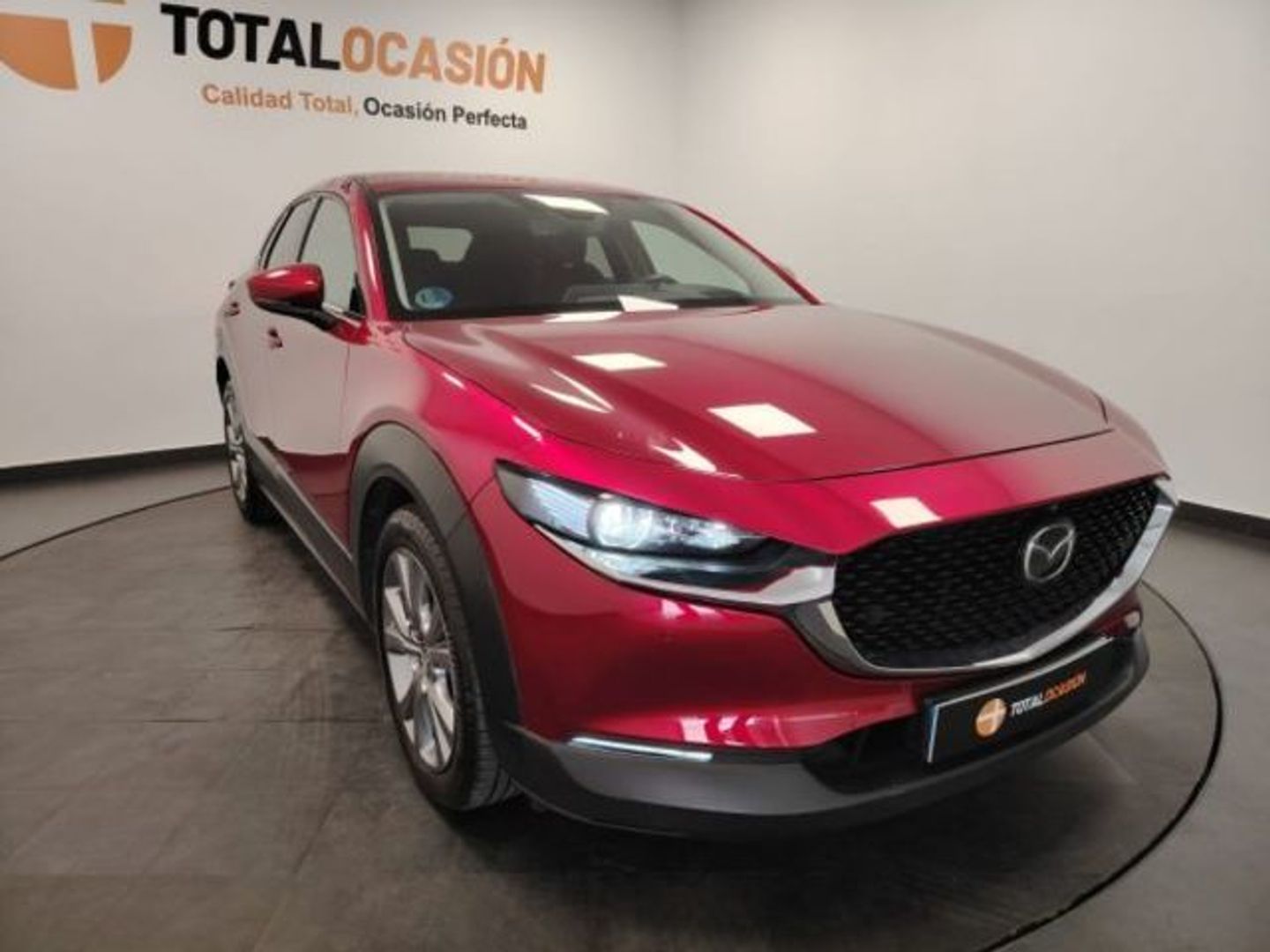 Mazda CX-30 2.0 SKYACTIV-G Zenith Safety 2WD 90 kW (122 CV) Rojo All Terrain / Pick-up
