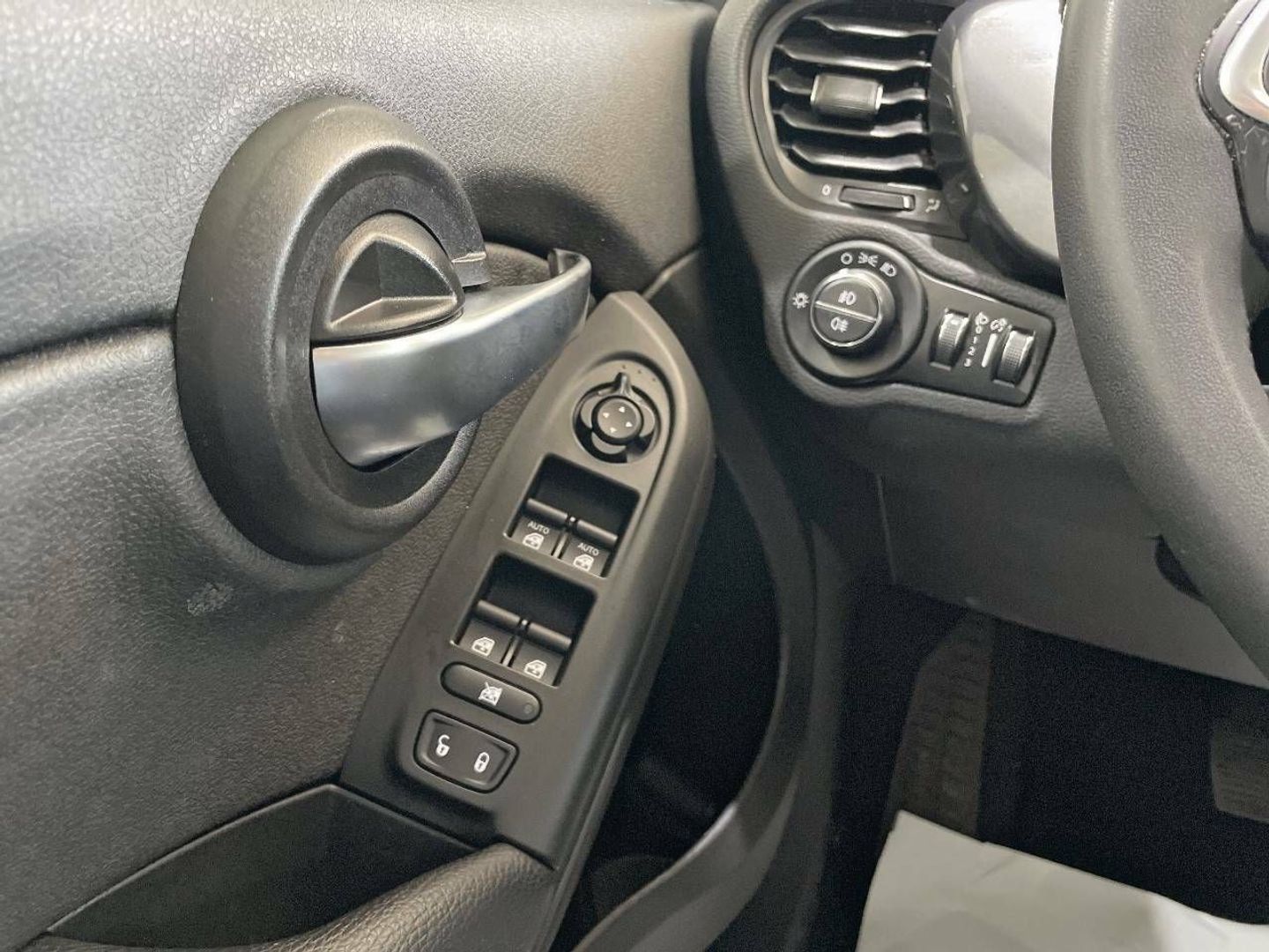 Fiat 500X 1.6 MultiJet City Cross 4x2 DCT 88 kW (120 CV)