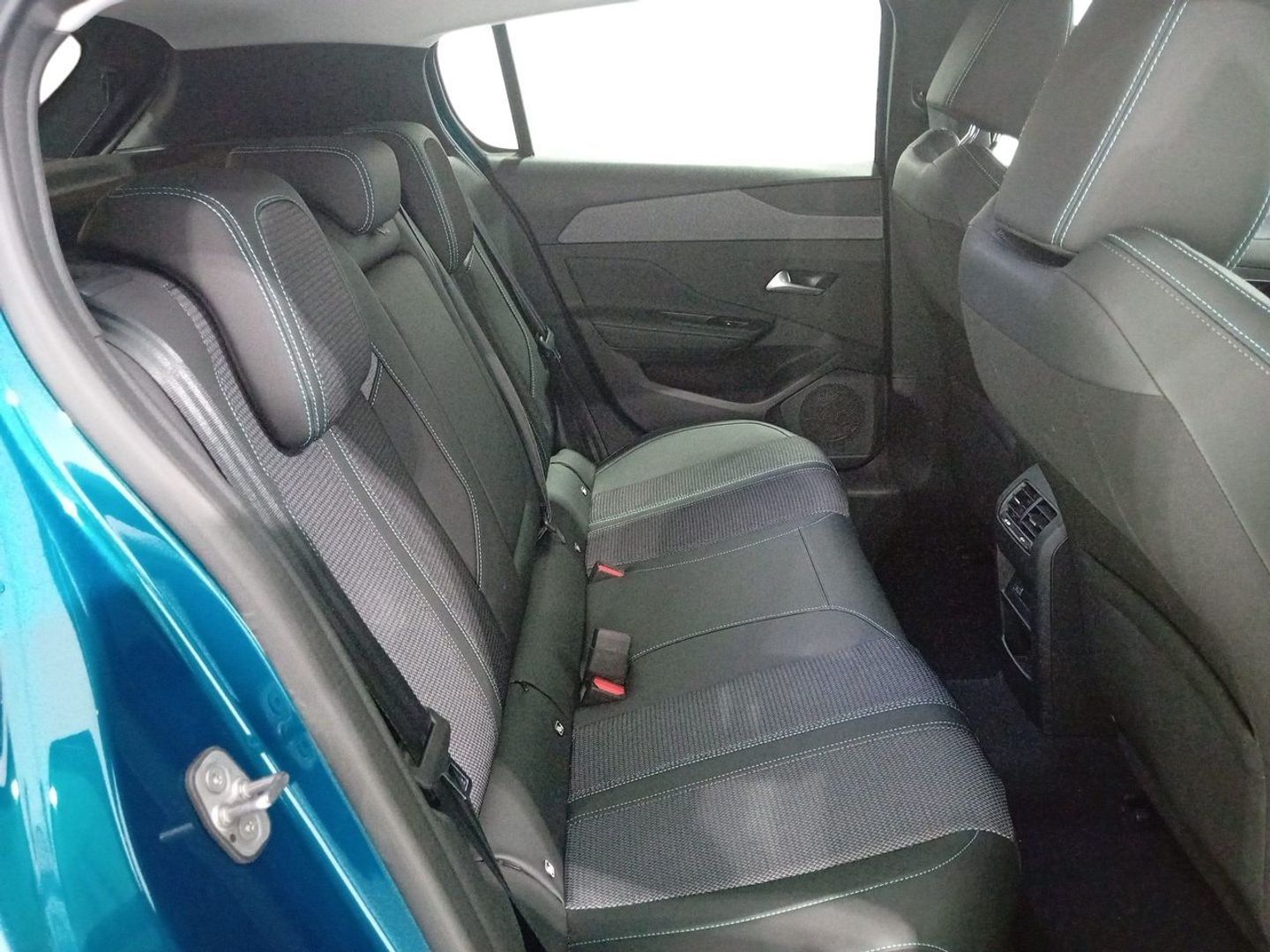 Peugeot 308 Hybrid Allure eEAT8 132 kW (180 CV)