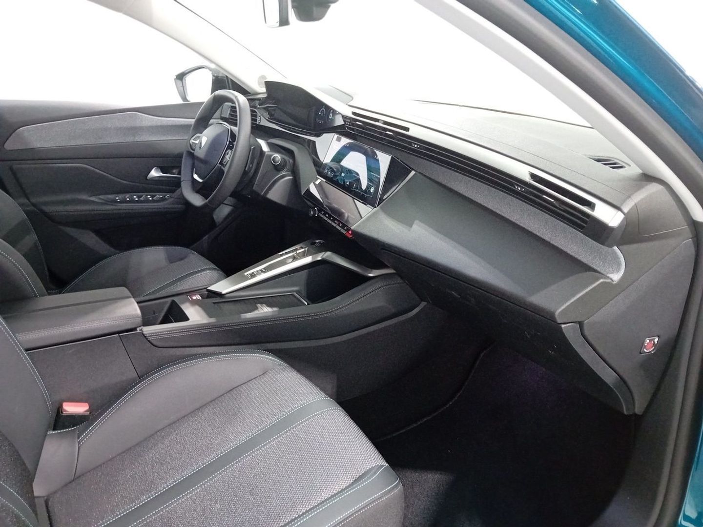 Peugeot 308 Hybrid Allure eEAT8 132 kW (180 CV)