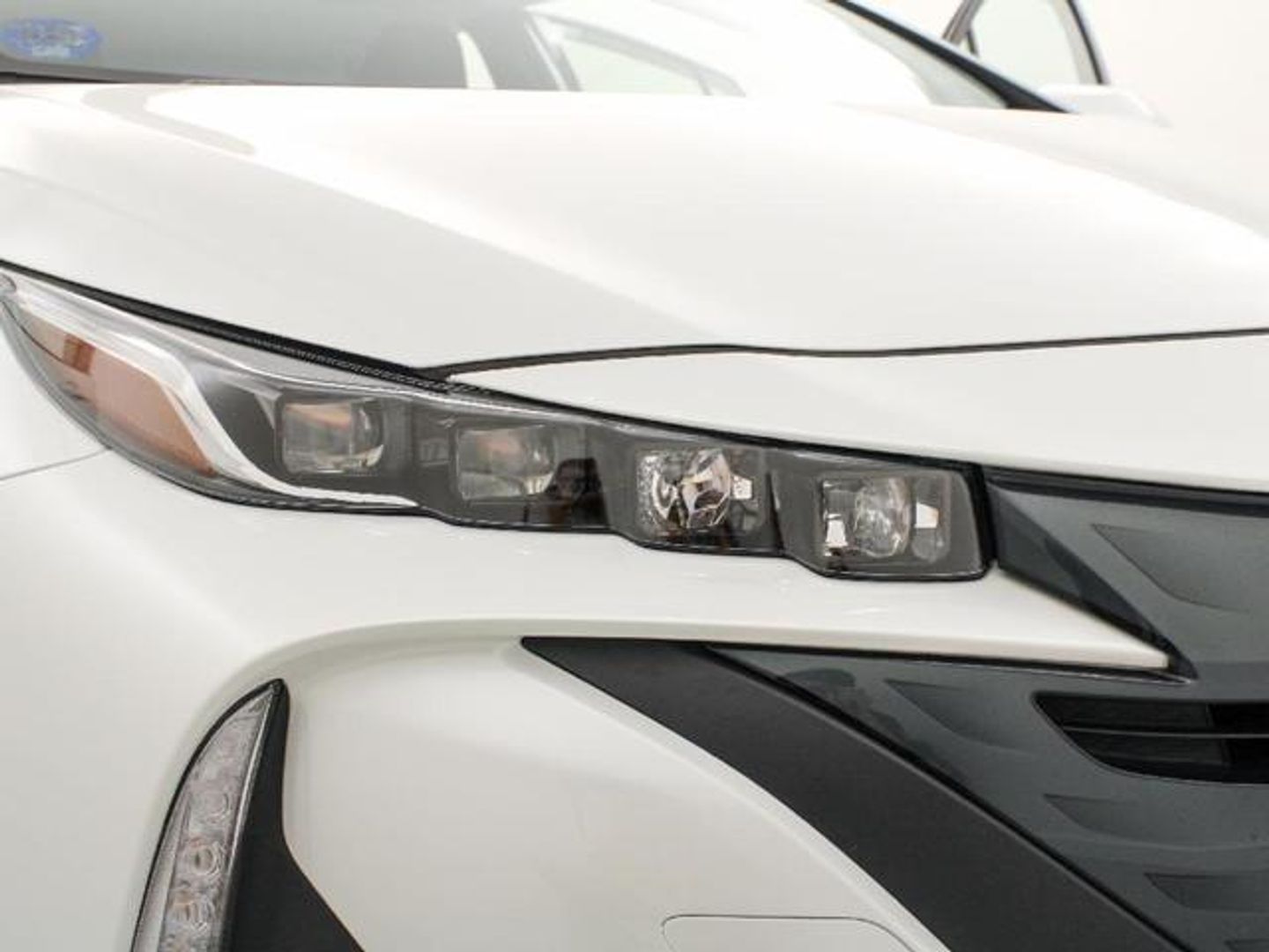 Toyota Prius 1.8 Plug-In 125PH Advance 90 kW (122 CV)
