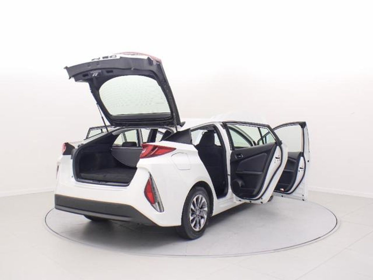Toyota Prius 1.8 Plug-In 125PH Advance 90 kW (122 CV)