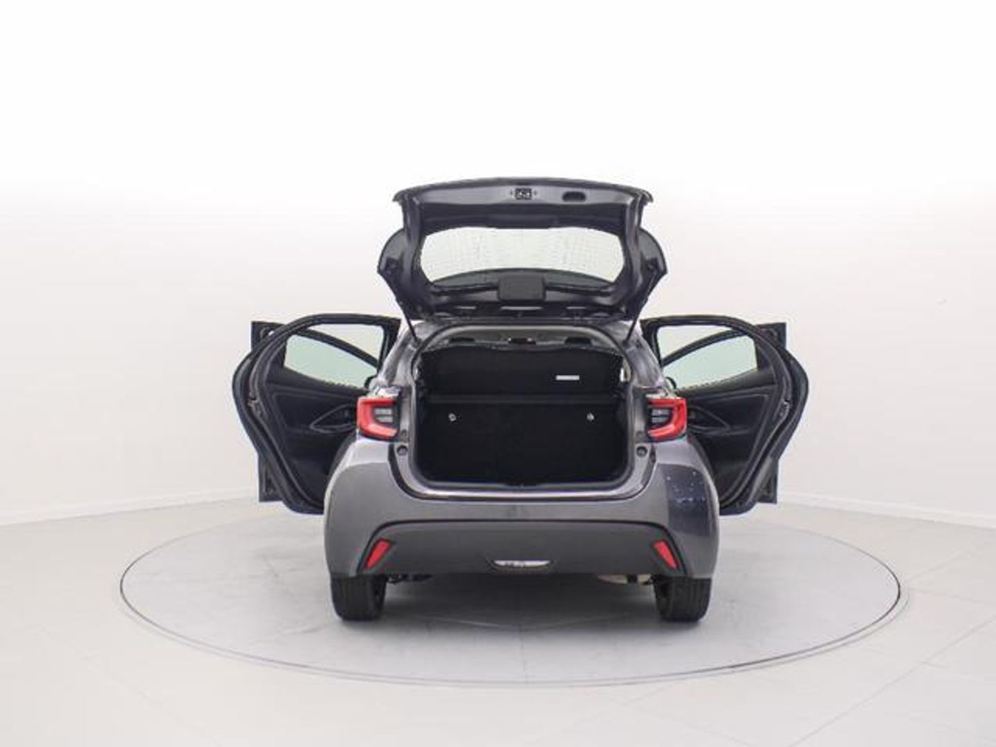 Toyota Yaris 120H Active Tech 85 kW (116 CV)