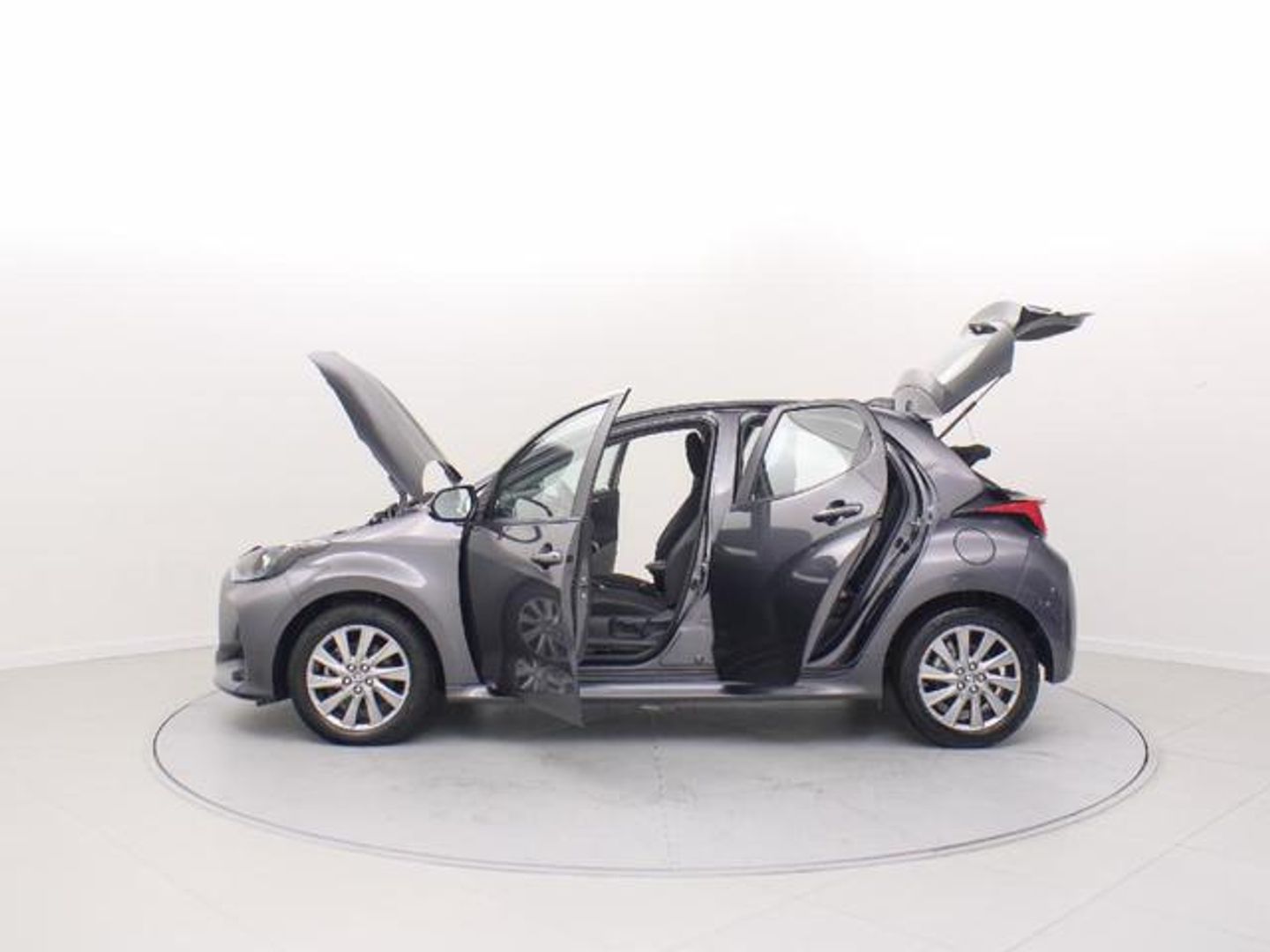 Toyota Yaris 120H Active Tech 85 kW (116 CV)