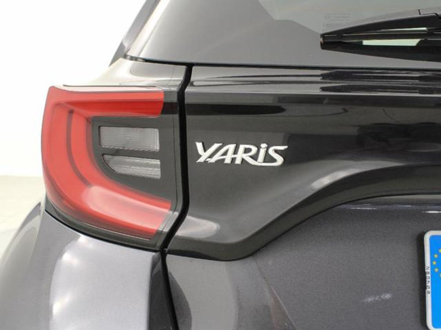 Toyota Yaris 120H Active Tech 85 kW (116 CV)