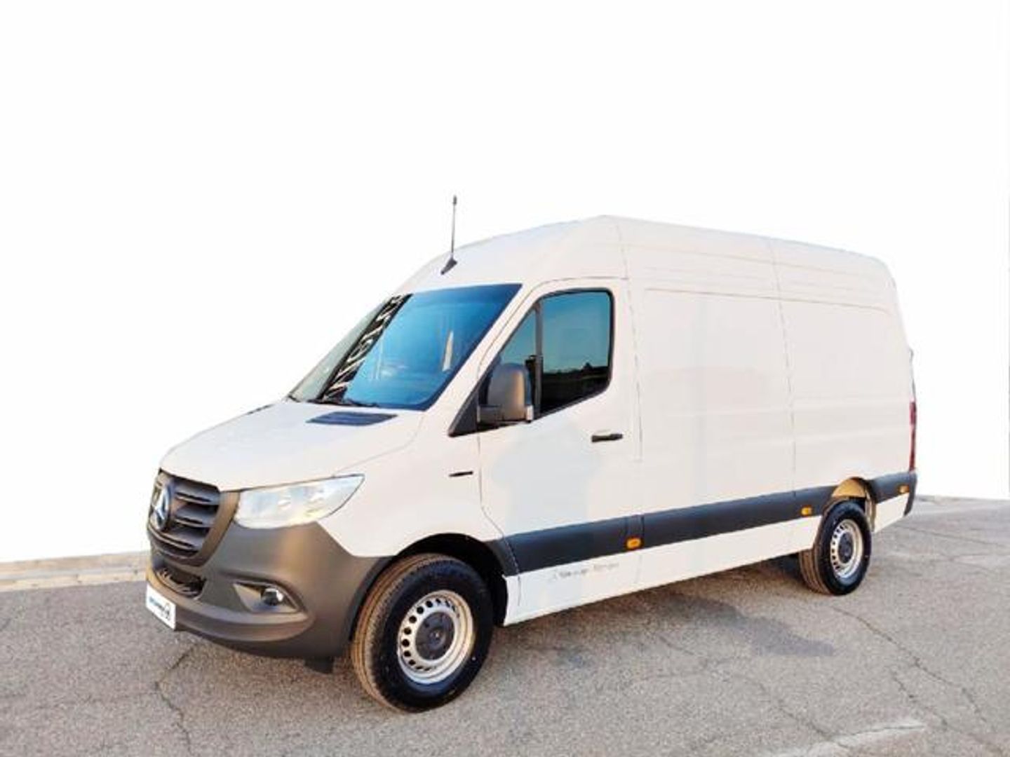 Mercedes-Benz Sprinter Furgón eSprinter 320 Pro Medio (81kWh) 150 kW (204 CV)