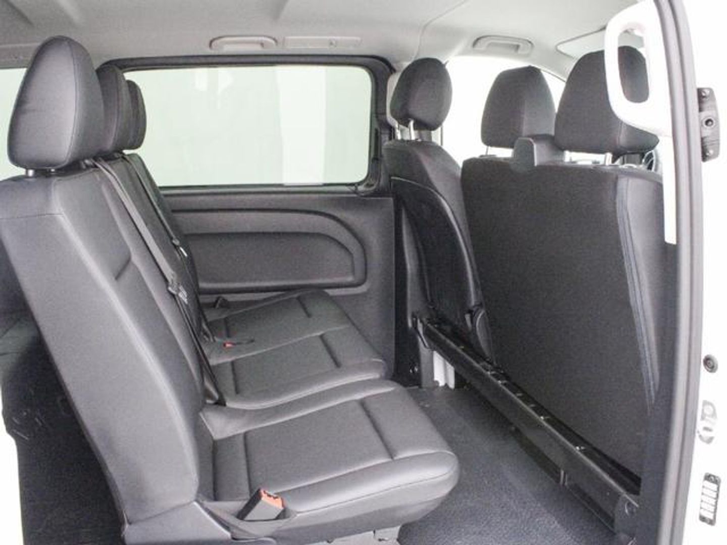 Mercedes-Benz Vito 116 CDI Tourer Pro Larga 120 kW (163 CV)