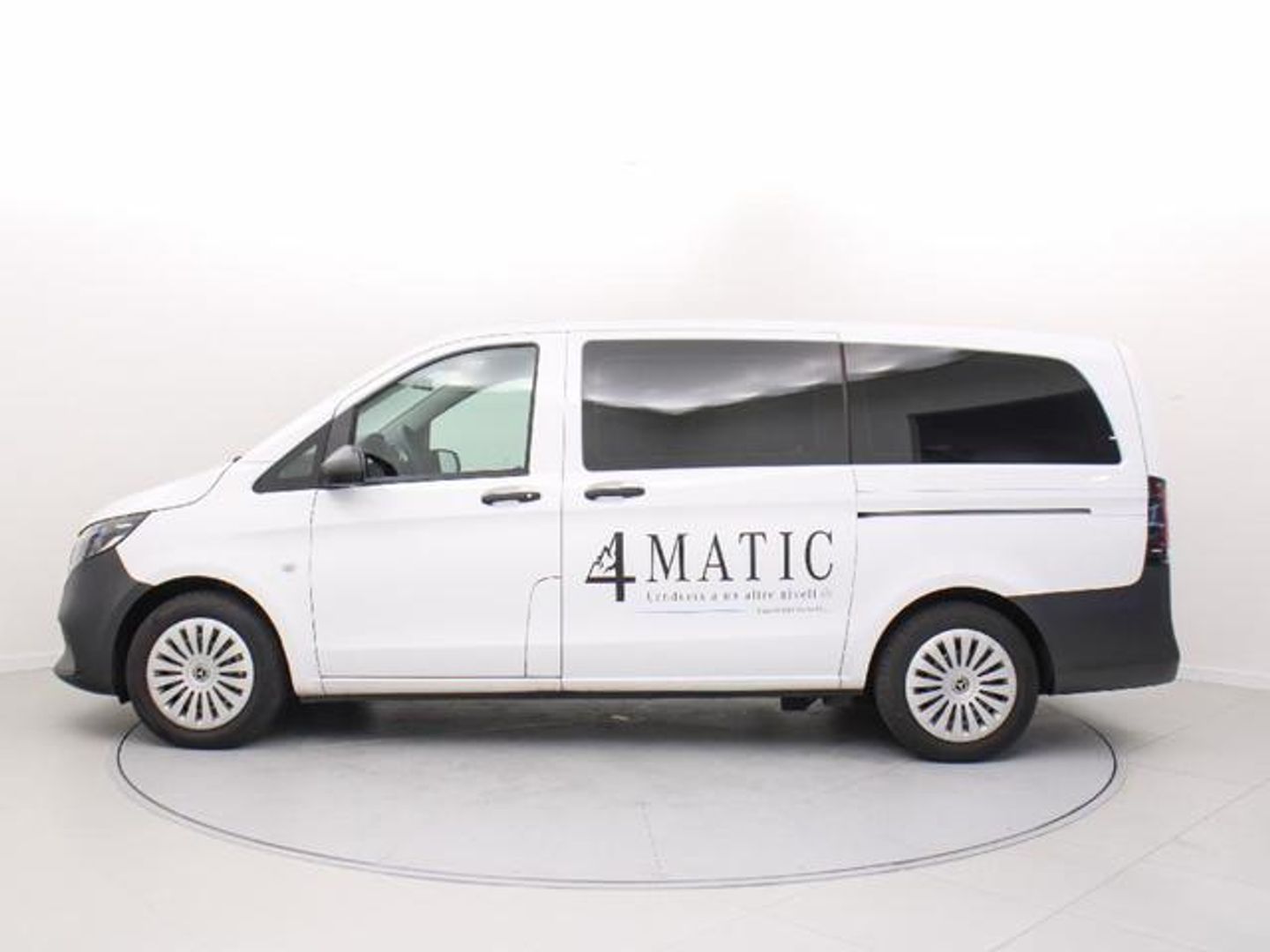 Mercedes-Benz Vito 116 CDI Tourer Pro Larga 120 kW (163 CV)