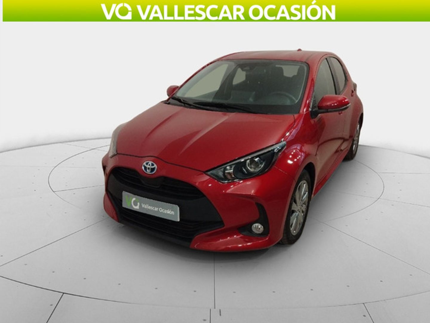 Toyota Yaris 120H Active Tech 85 kW (116 CV) Rojo Compact