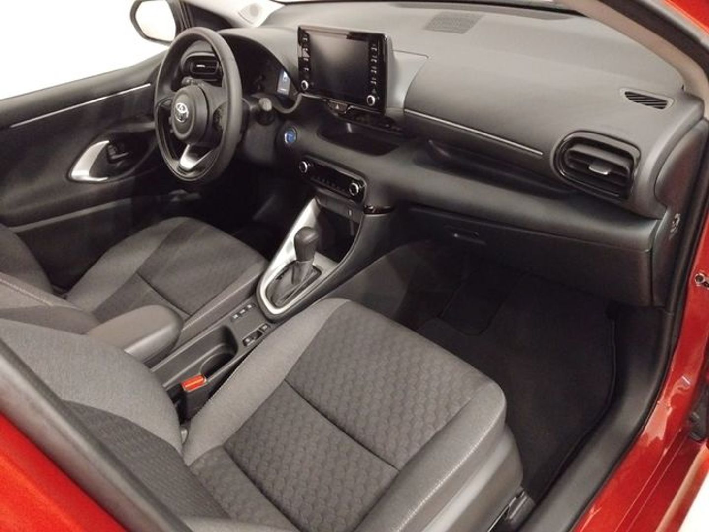 Toyota Yaris 120H Active Tech 85 kW (116 CV)