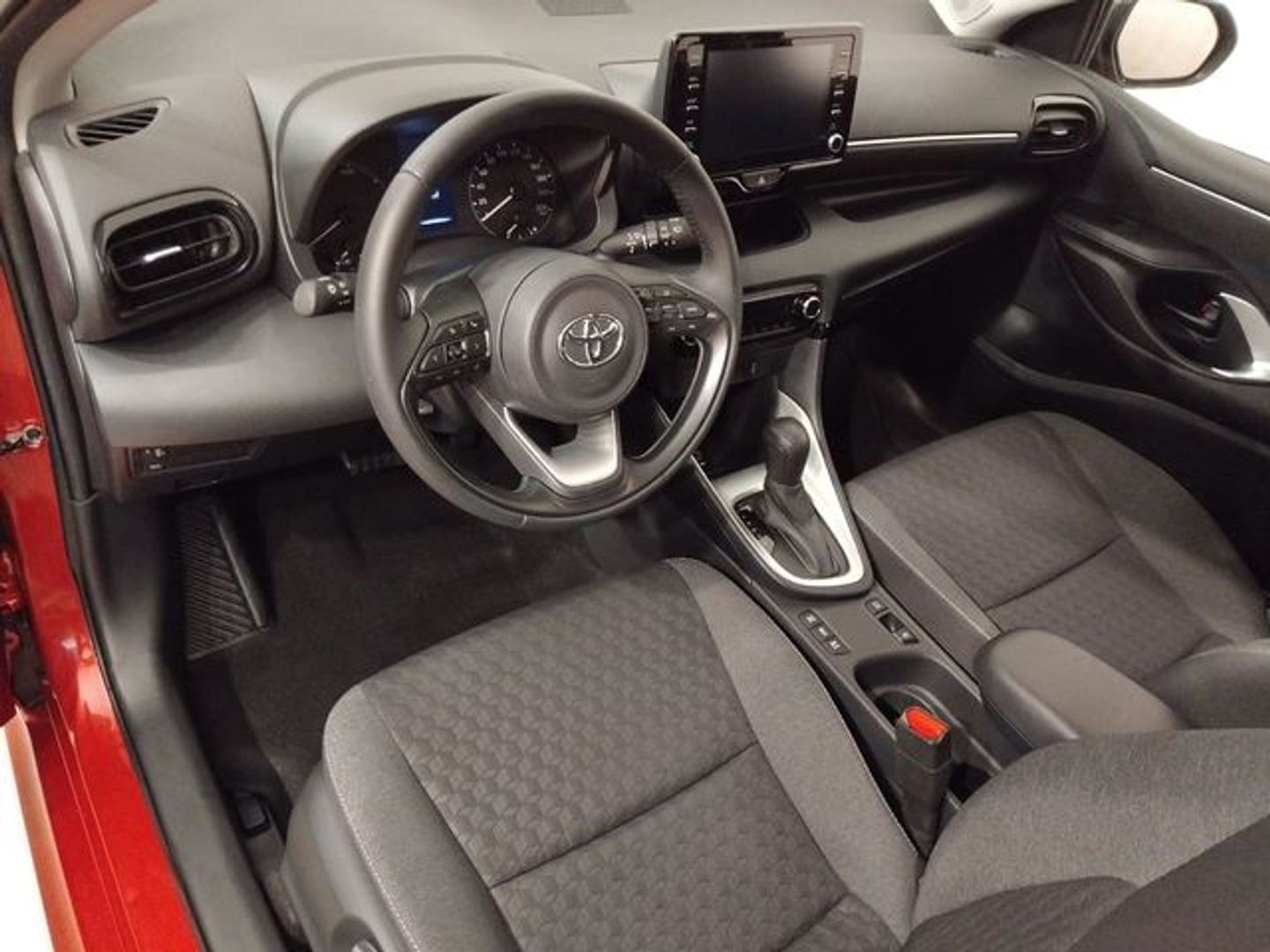 Toyota Yaris 120H Active Tech 85 kW (116 CV)