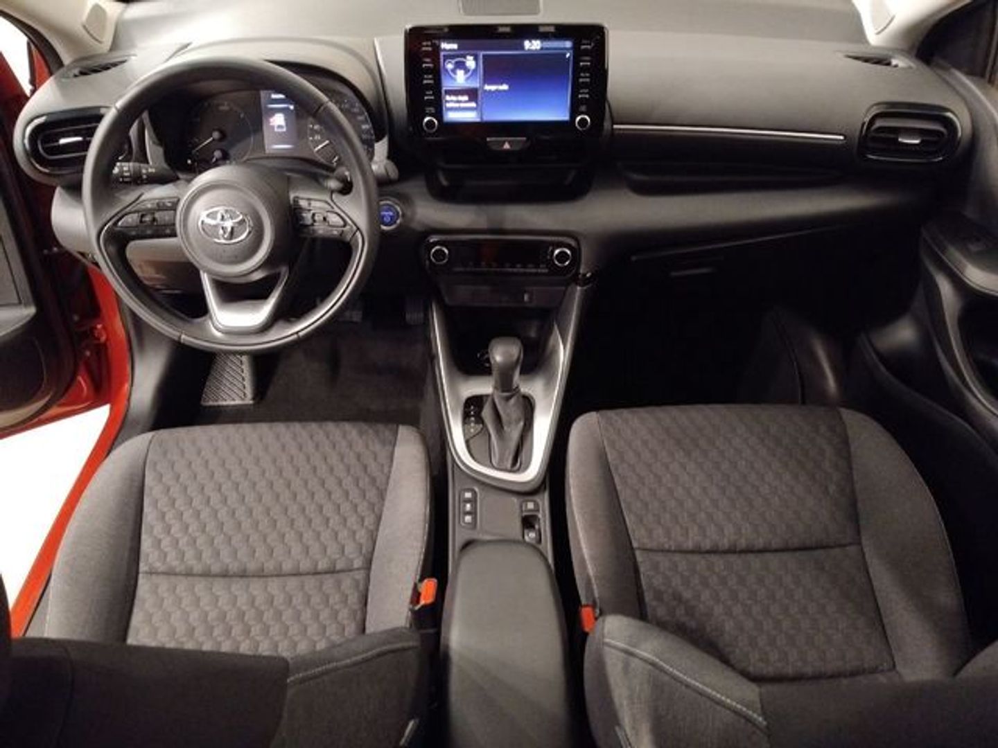 Toyota Yaris 120H Active Tech 85 kW (116 CV)