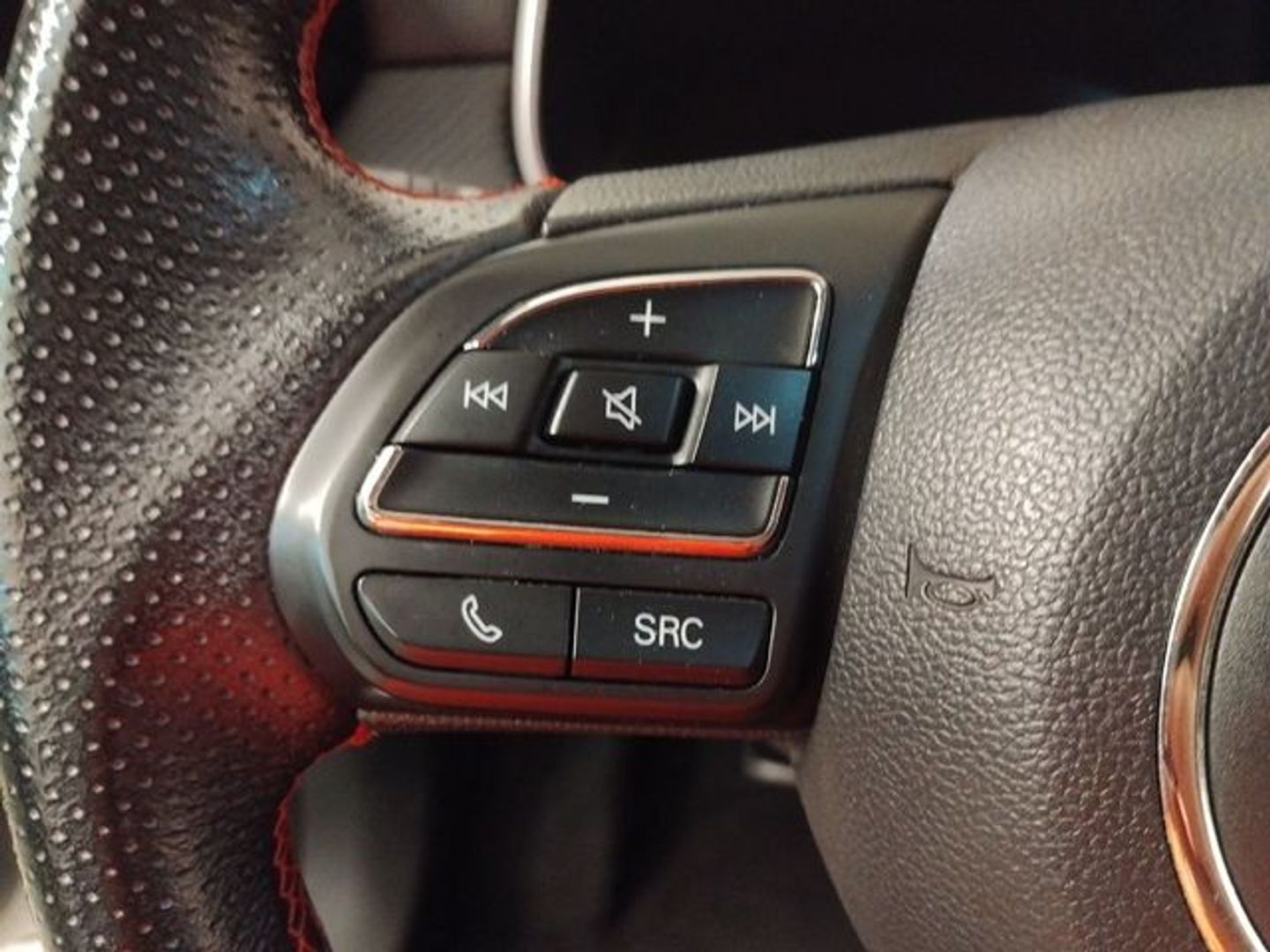 MG ZS 1.0T Luxury Auto 82 kW (111 CV)
