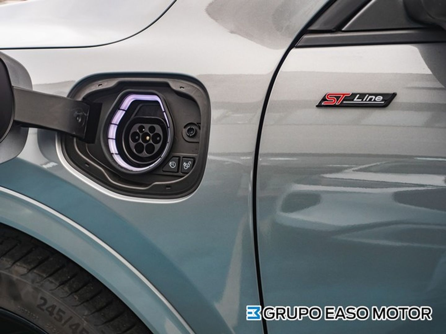 Ford Kuga 2.5 Duratec PHEV ST-Line X Auto 165 kW (225 CV)