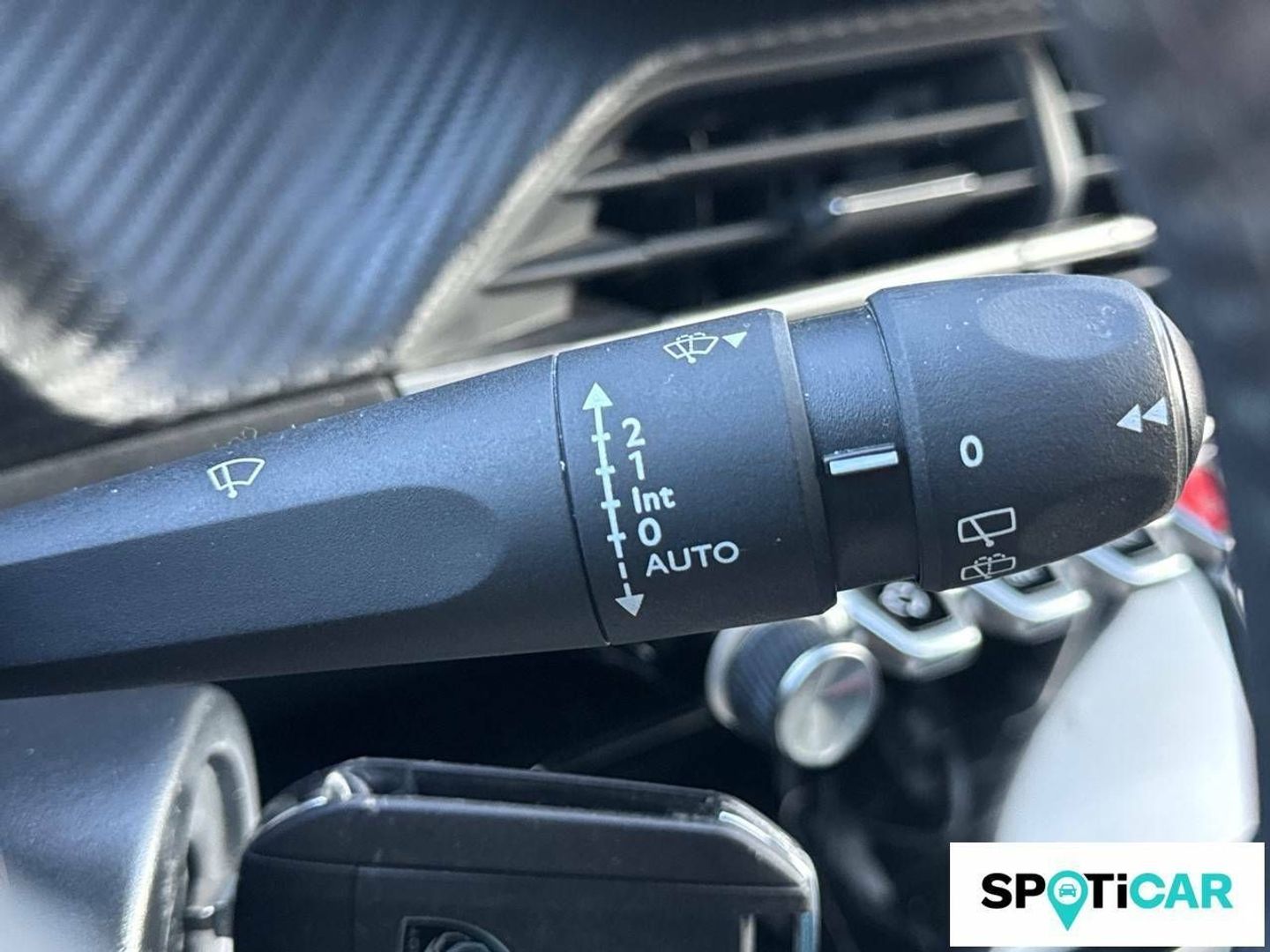 Peugeot 2008 PureTech 100 S&S Allure 75 kW (100 CV)