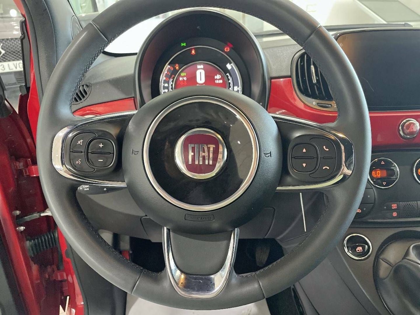 Fiat 500C 1.0 Hybrid Dolcevita 51 kW (70 CV)