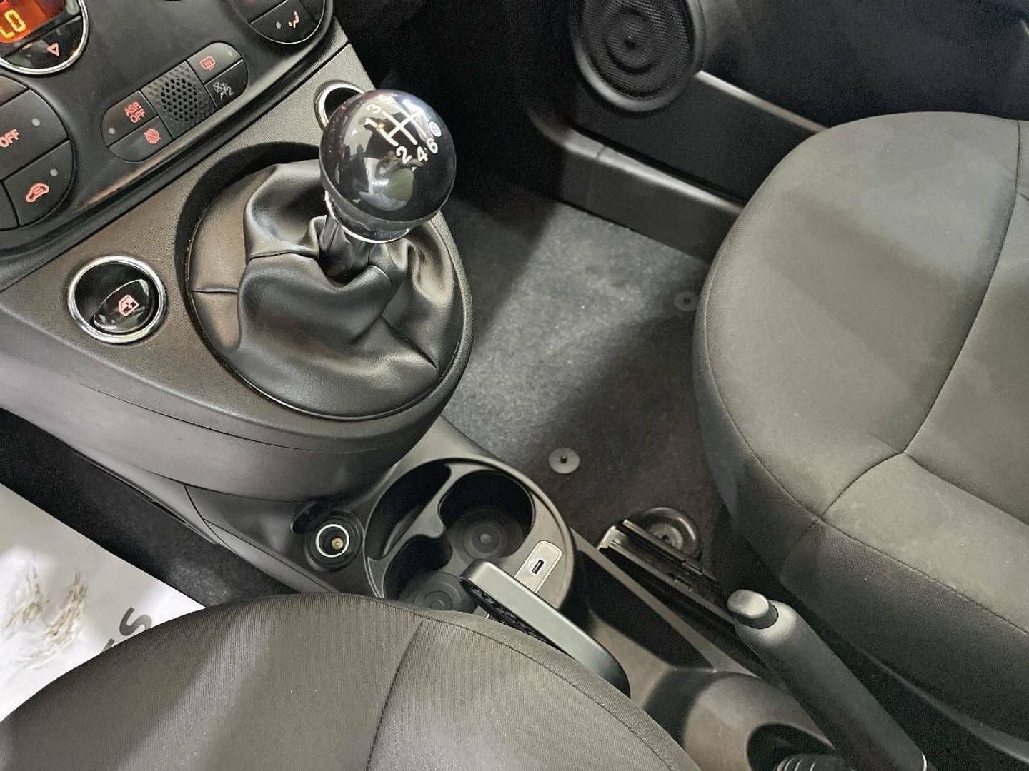 Fiat 500C 1.0 Hybrid Dolcevita 51 kW (70 CV)