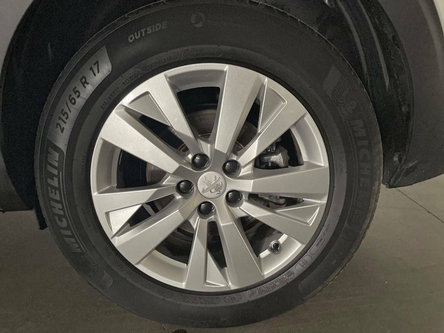 Peugeot 5008 PureTech 130 S&S Active Pack 96 kW (130 CV)