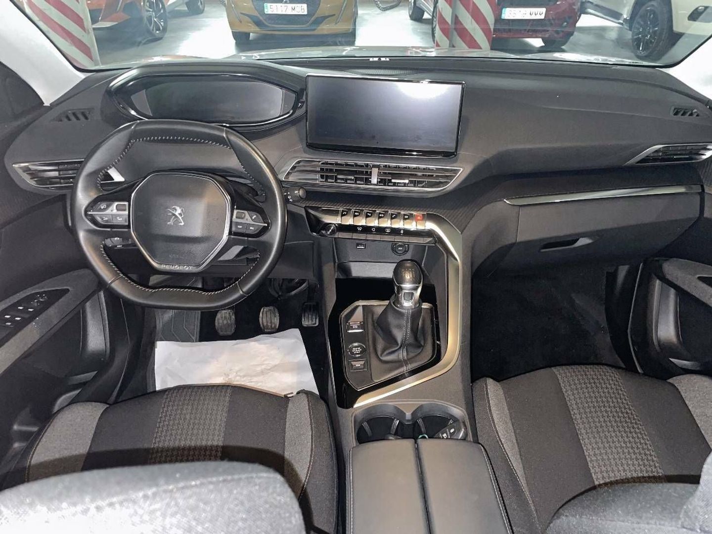 Peugeot 5008 PureTech 130 S&S Active Pack 96 kW (130 CV)