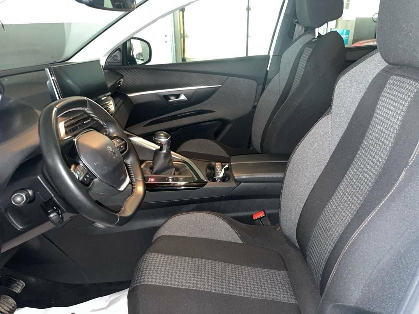 Peugeot 5008 PureTech 130 S&S Active Pack 96 kW (130 CV)