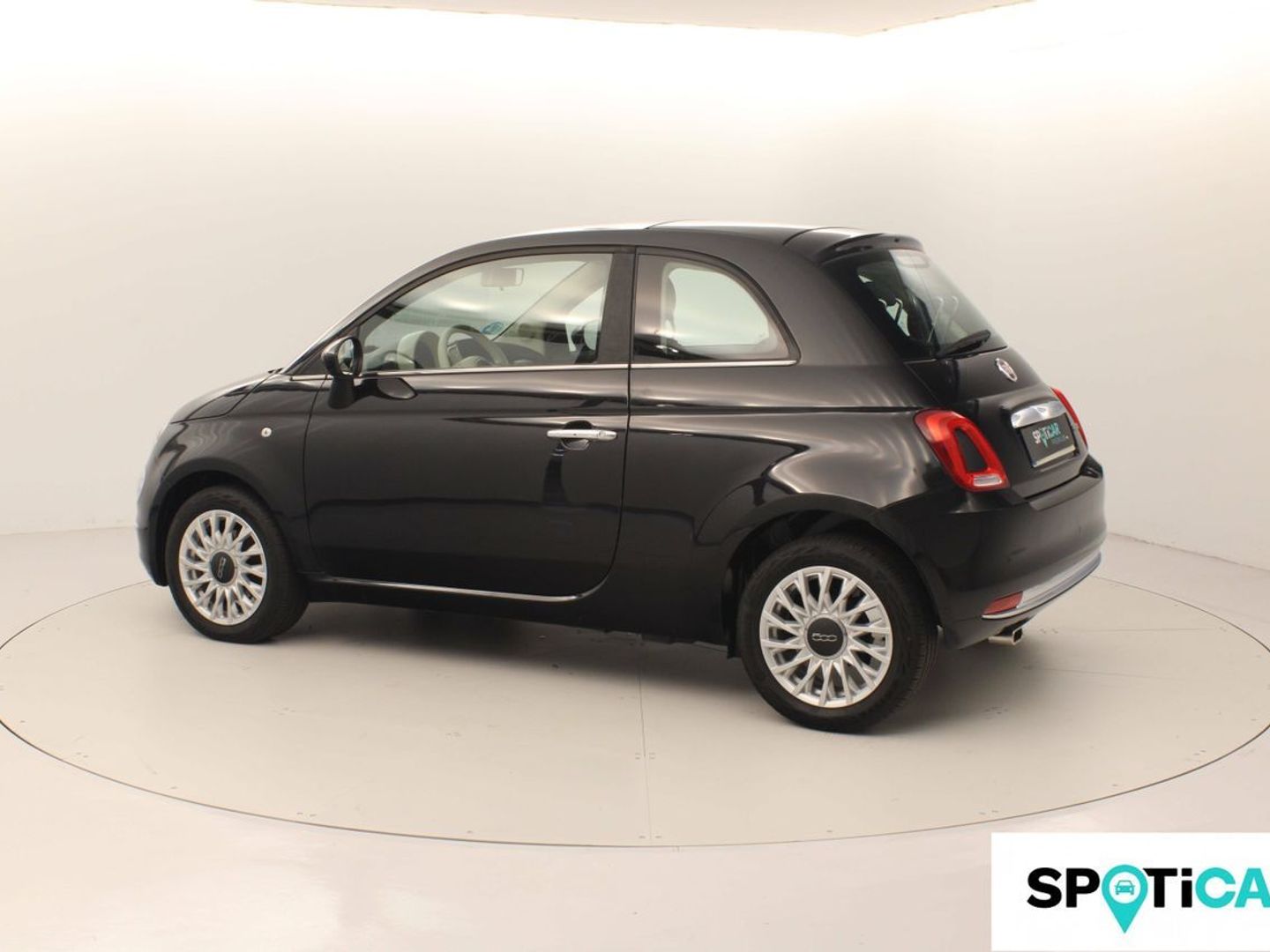 Fiat 500 1.0 Hybrid Dolcevita 51 kW (70 CV)