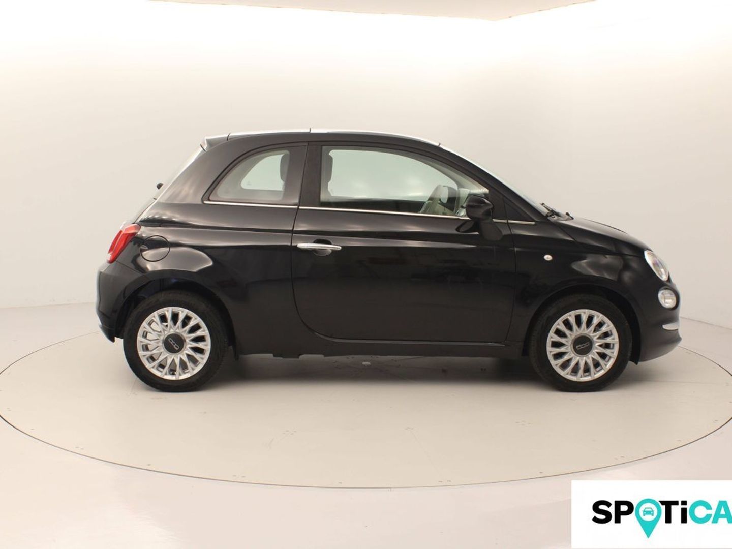 Fiat 500 1.0 Hybrid Dolcevita 51 kW (70 CV)