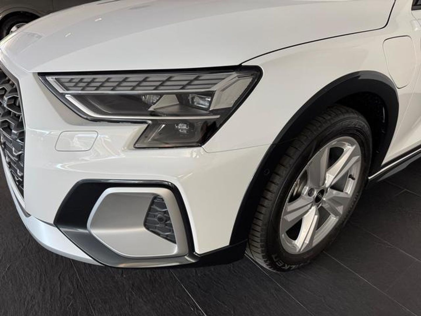 Audi A3 allstreet TFSIe Advanced 40 TFSI e 150 kW (204 CV) S tronic Blanco All Terrain / Pick-up