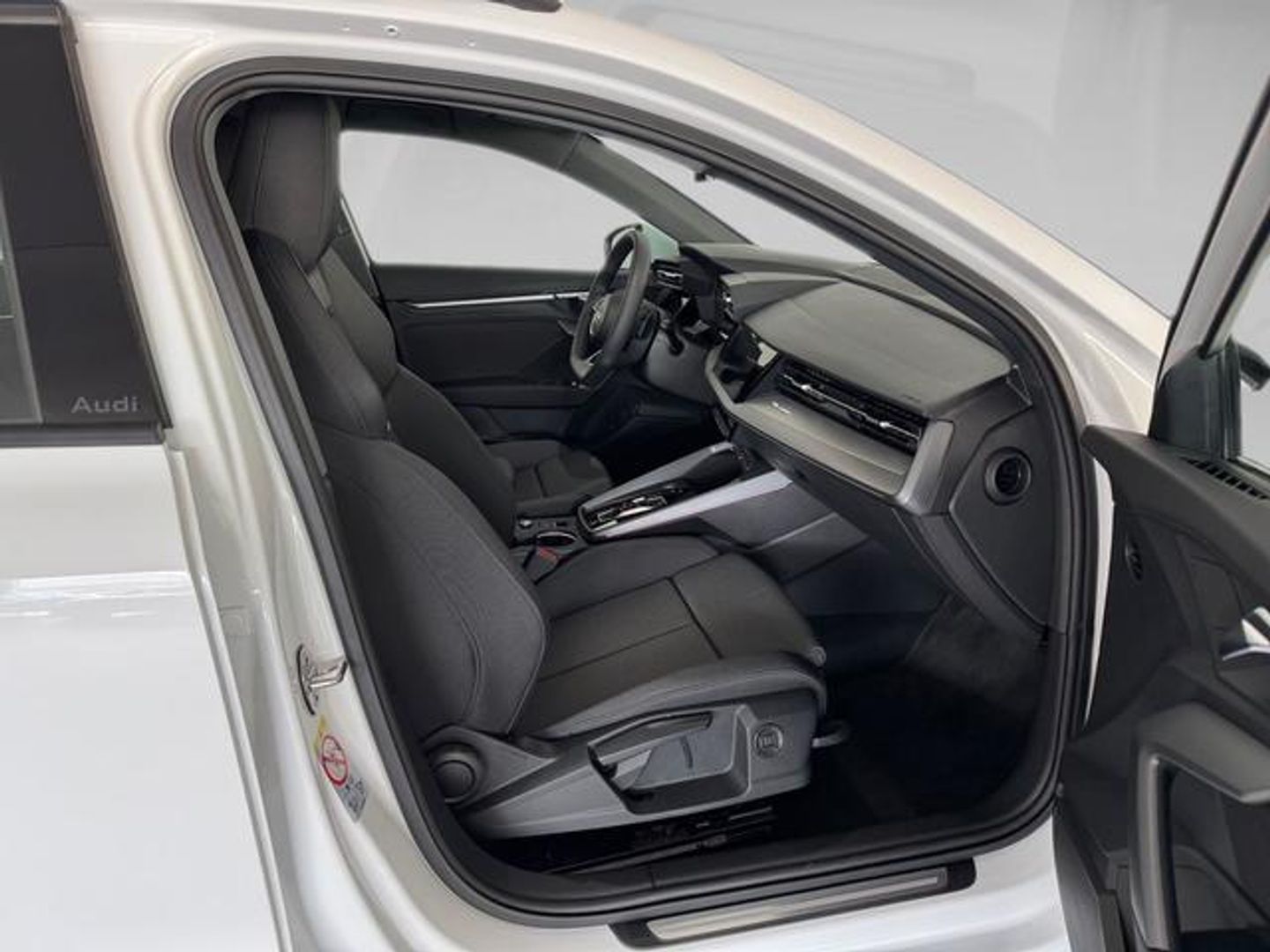 Audi A3 allstreet TFSIe Advanced 40 TFSI e 150 kW (204 CV) S tronic Blanco All Terrain / Pick-up
