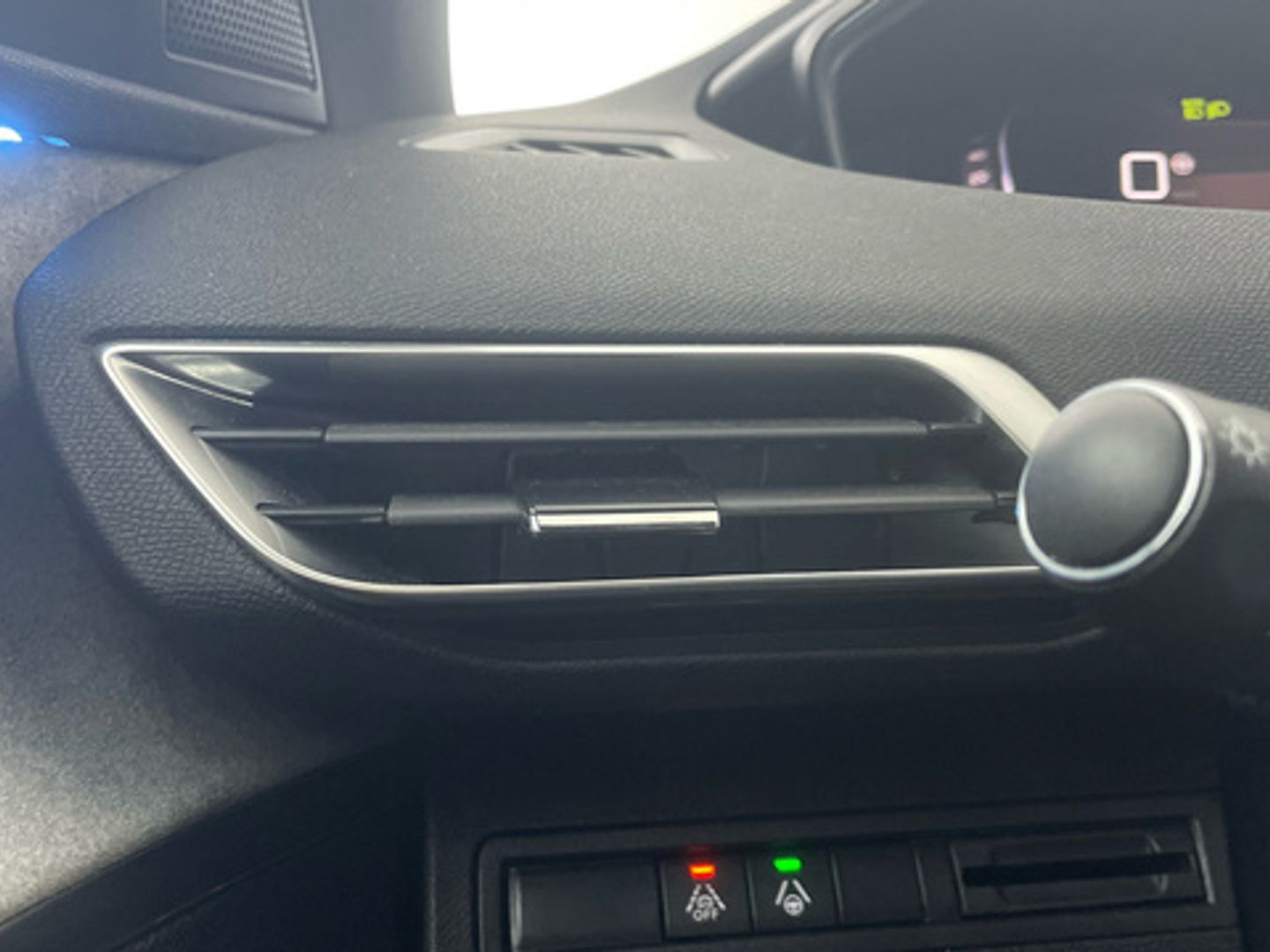 Peugeot 5008 BlueHDI 130 S&S GT EAT8 96 kW (130 CV)