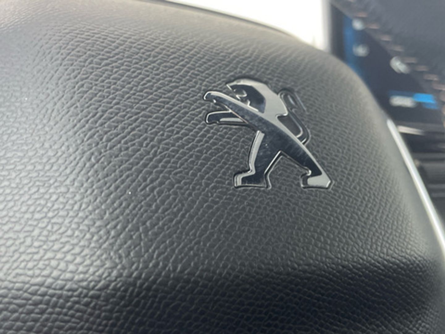 Peugeot 5008 BlueHDI 130 S&S GT EAT8 96 kW (130 CV)