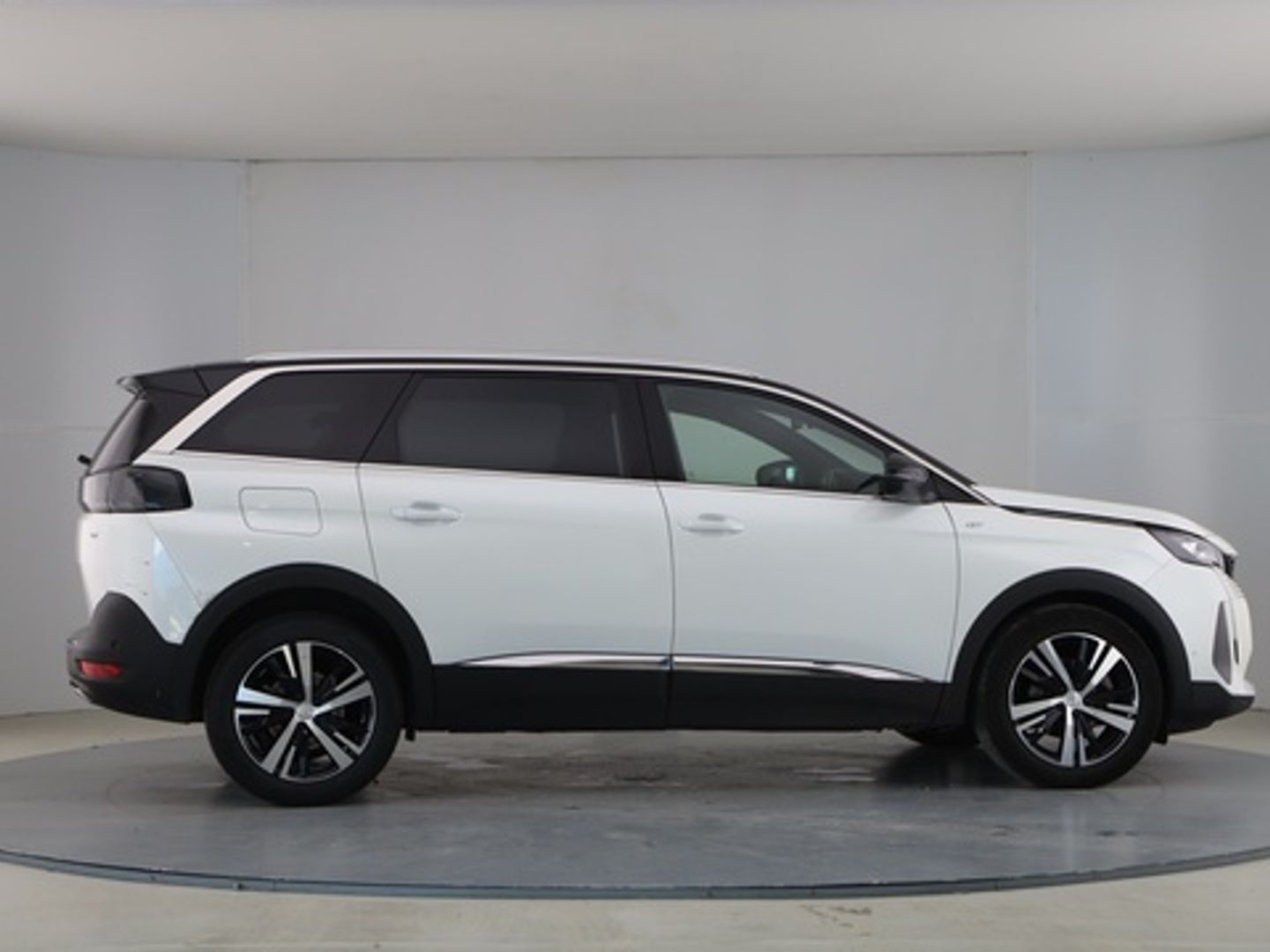 Peugeot 5008 BlueHDI 130 S&S GT EAT8 96 kW (130 CV)