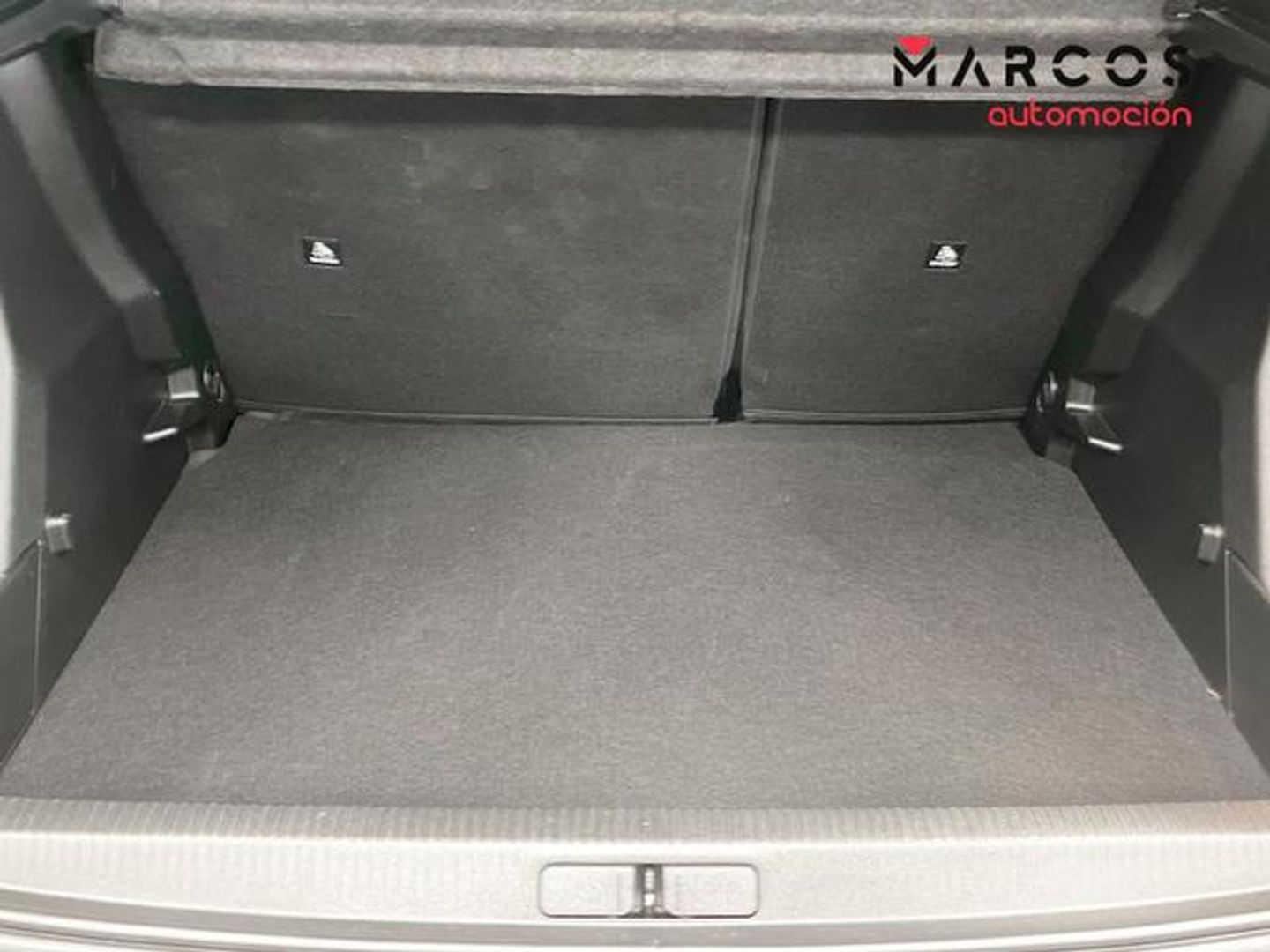 Peugeot 2008 PureTech 130 S&S Allure 96 kW (130 CV)