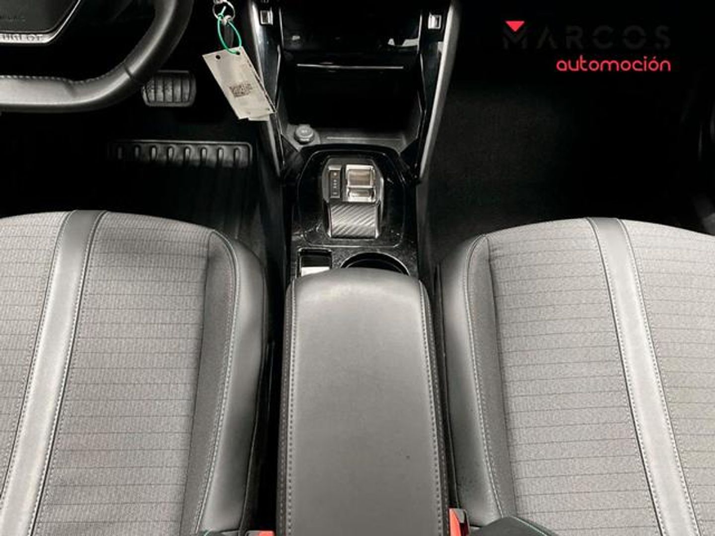 Peugeot 2008 PureTech 130 S&S Allure Pack EAT8 96 kW (130 CV)