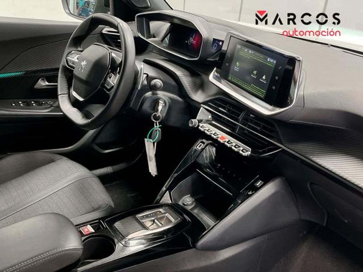 Peugeot 2008 PureTech 130 S&S Allure Pack EAT8 96 kW (130 CV)