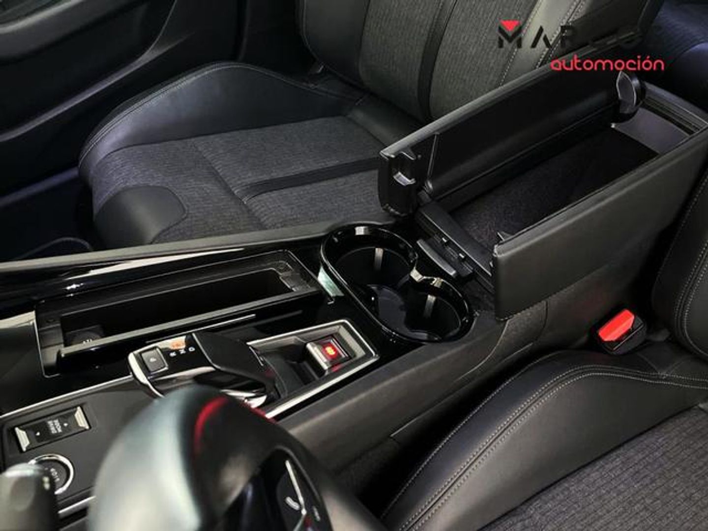 Peugeot 508 BlueHDI 130 S&S Allure Pack EAT8 96 kW (130 CV)