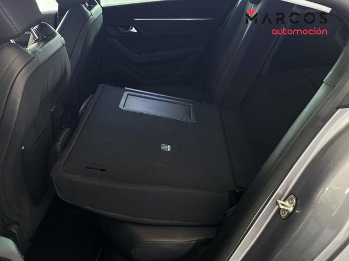 Peugeot 508 BlueHDI 130 S&S Allure Pack EAT8 96 kW (130 CV)