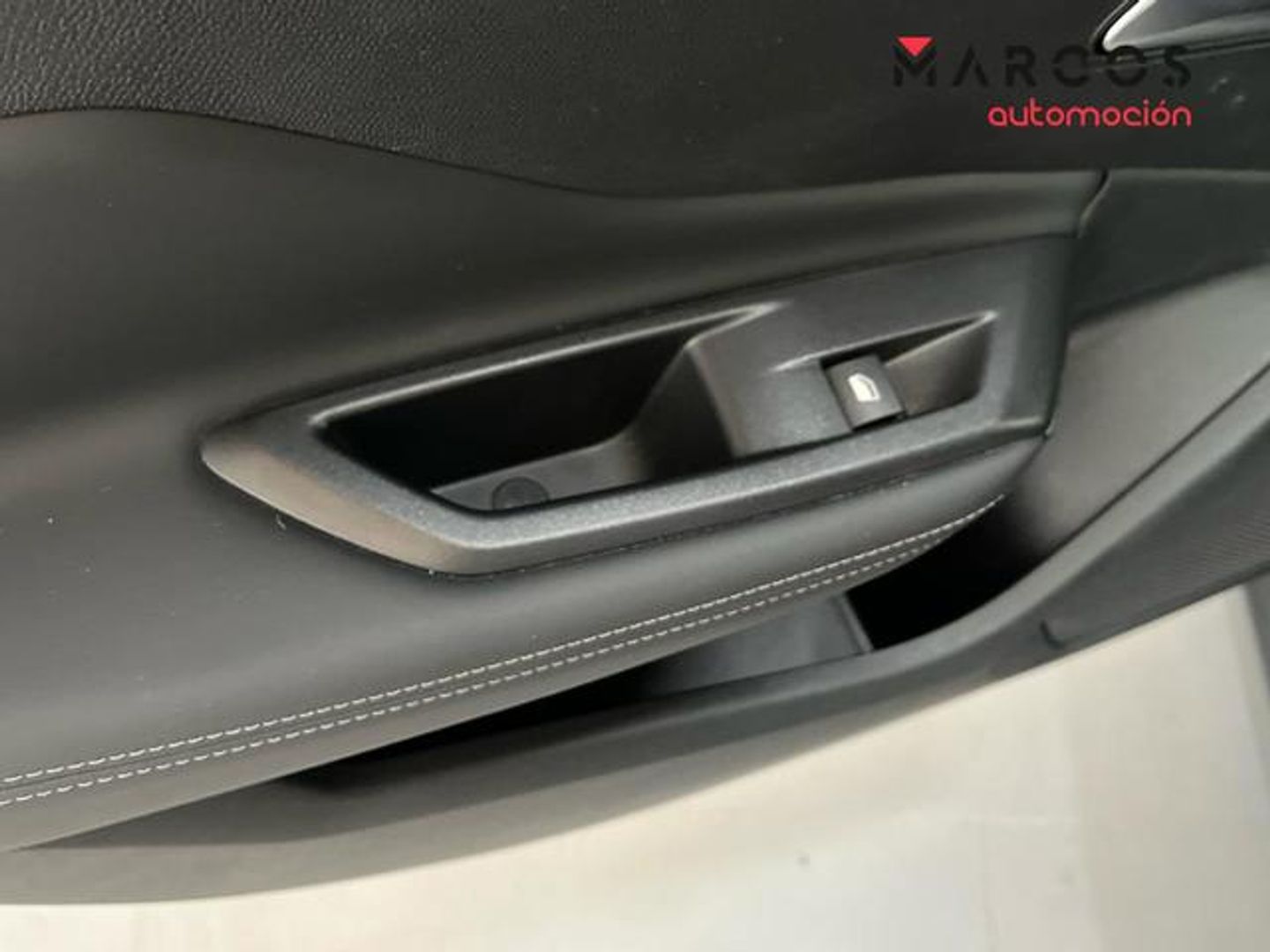 Peugeot 308 BlueHDi 130 S&S Allure EAT8 96 kW (130 CV)