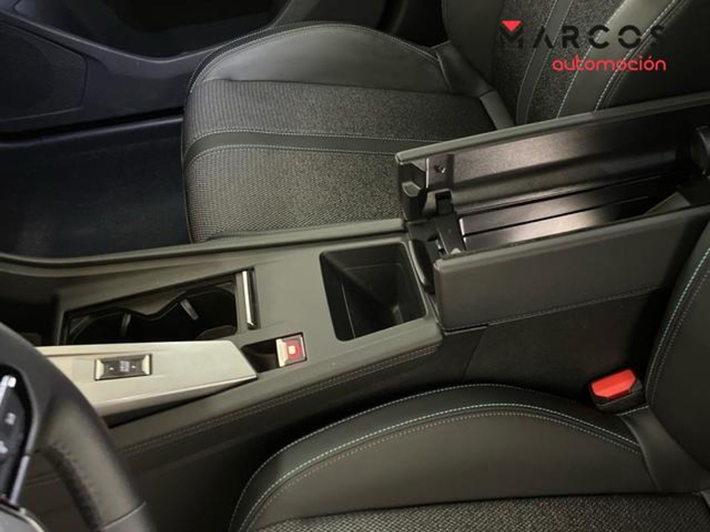 Peugeot 308 BlueHDi 130 S&S Allure EAT8 96 kW (130 CV)