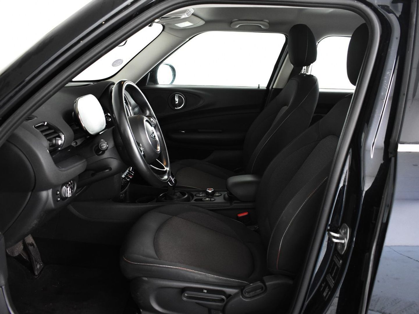 MINI MINI Clubman One 75 kW (102 CV)