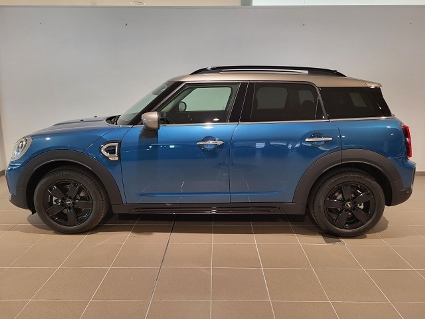 MINI MINI Countryman Cooper 100 kW (136 CV)